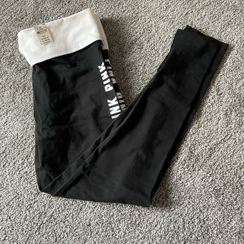 Pink Yoga leggings never worn!